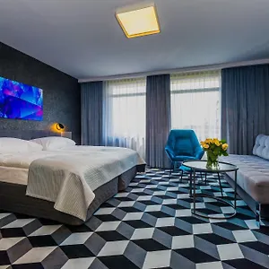 vizitați hotelul