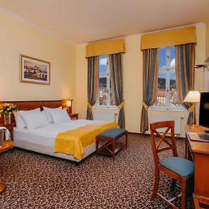 vizitați hotelul